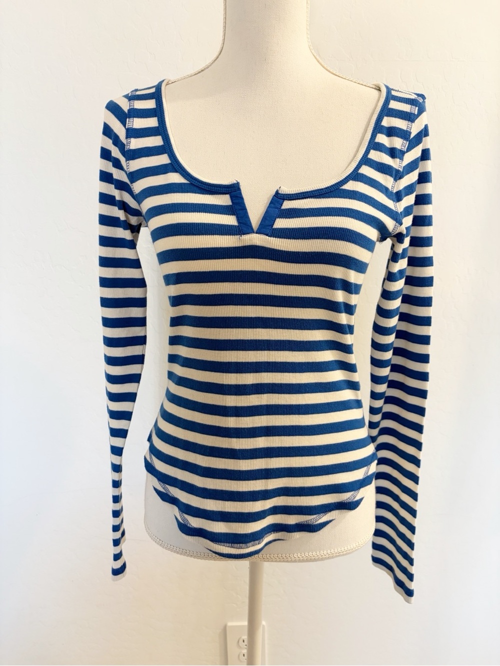 Pilcro Blue White Striped Ribbed Knit Round Neck Sweater Size S